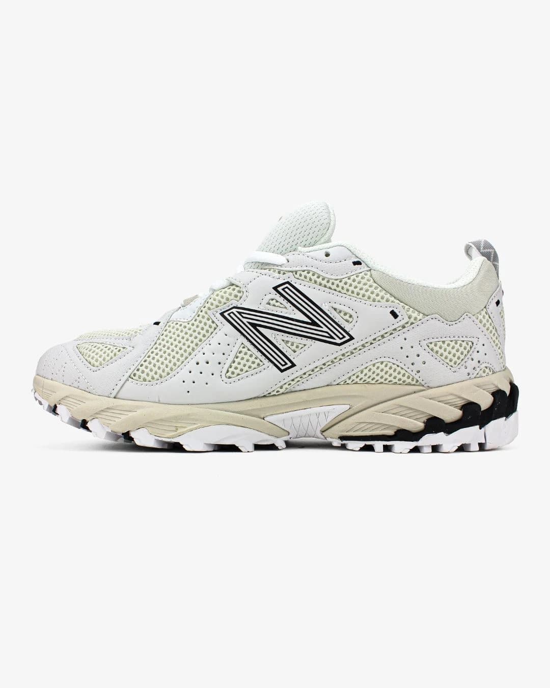 New Balance 610 Nimbus Cloud White