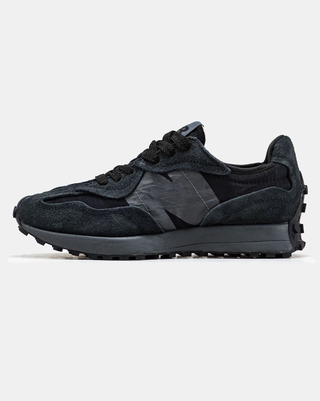 New Balance 327 Phantom Magnet